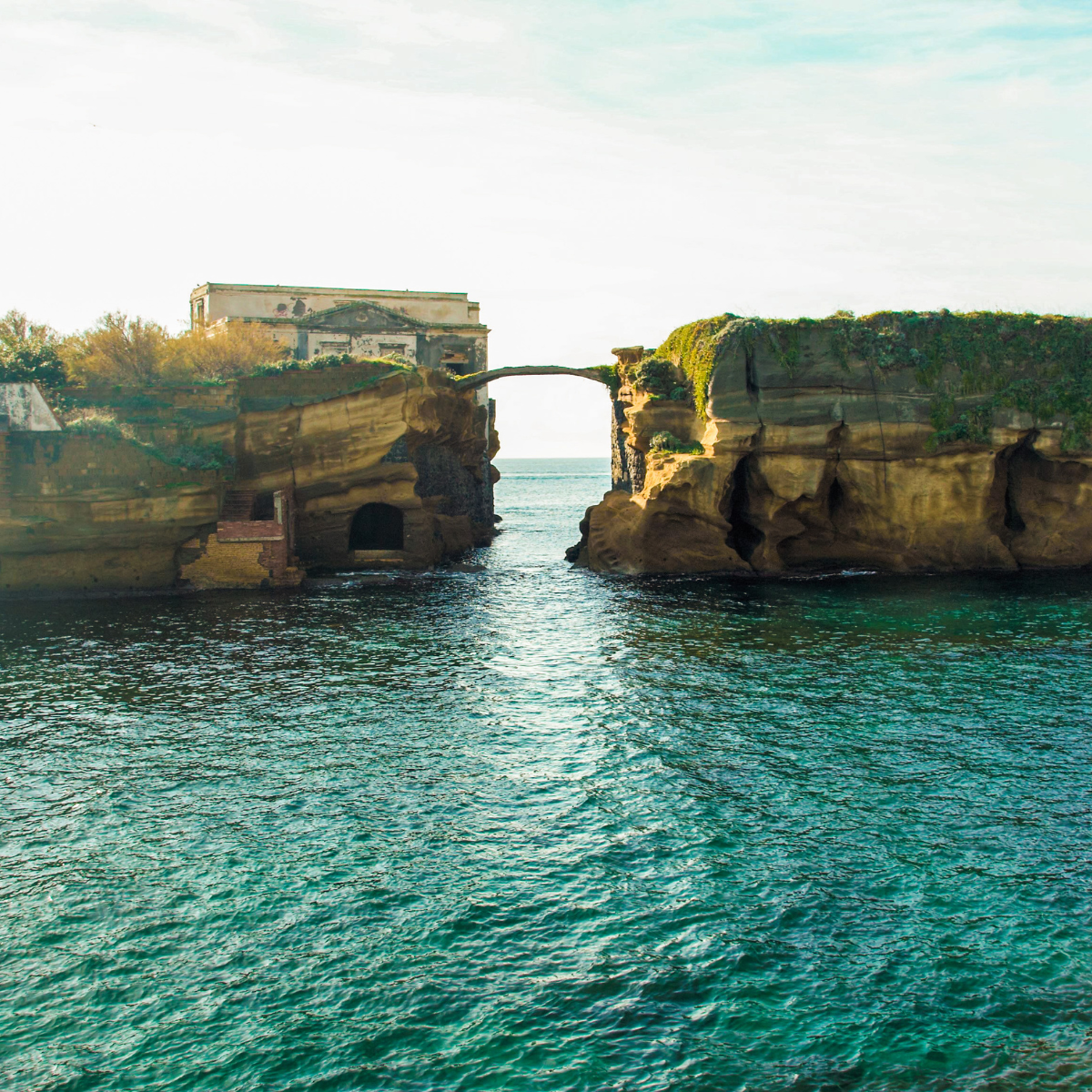 Napoli canoa tour