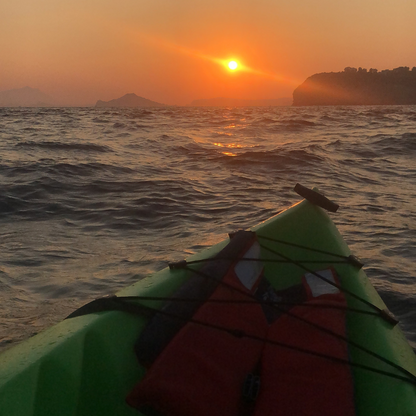 Napoli canoa tour